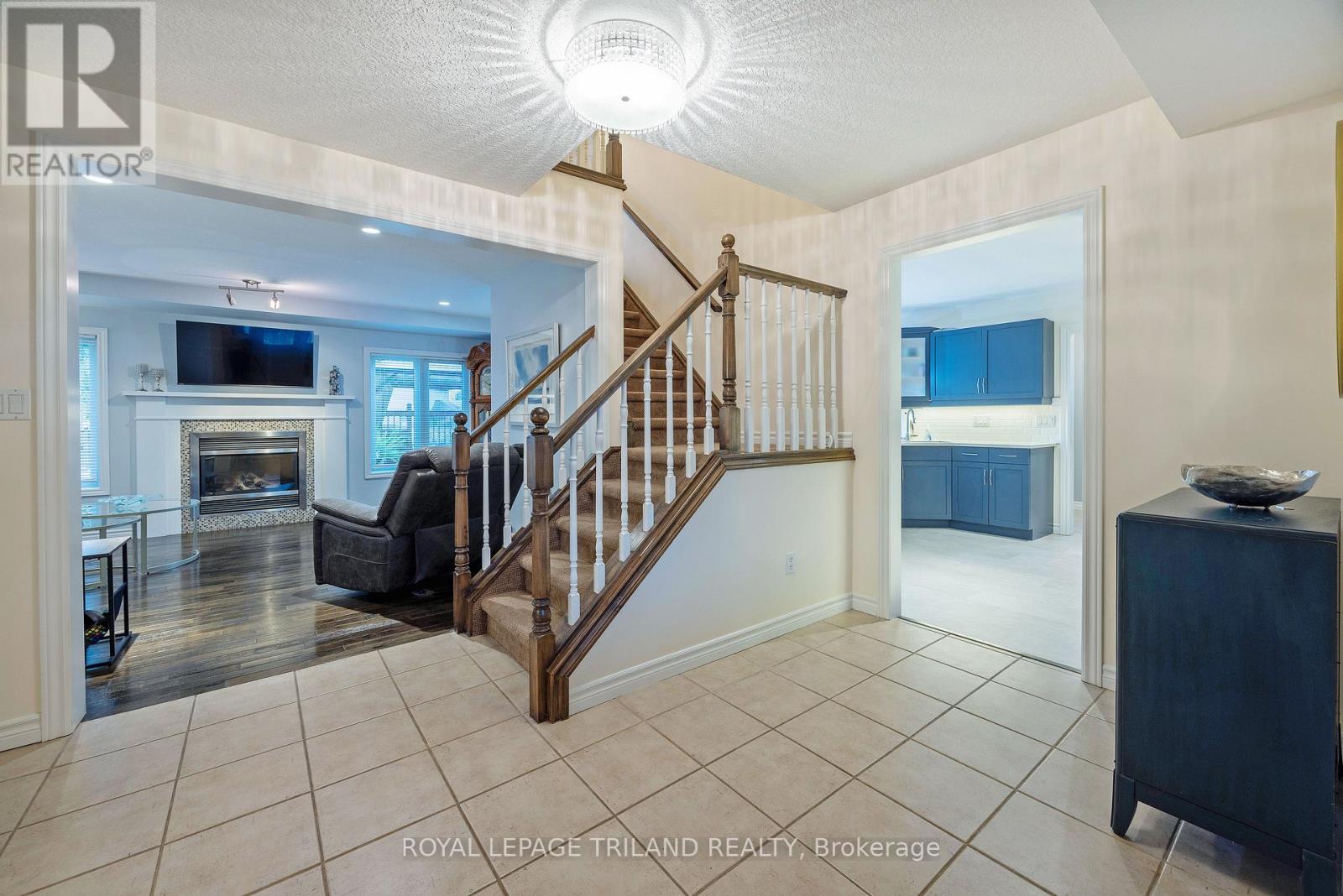 41 Penhale Avenue, St. Thomas, Ontario N5R 6L2 - Photo 5 - X12507388