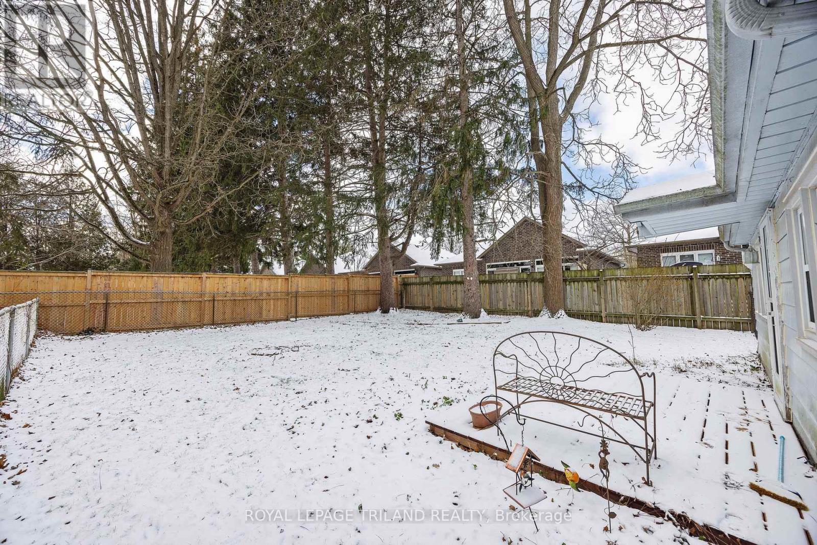 136 St George Street, Central Elgin, Ontario N5P 2M1 - Photo 24 - X12603950