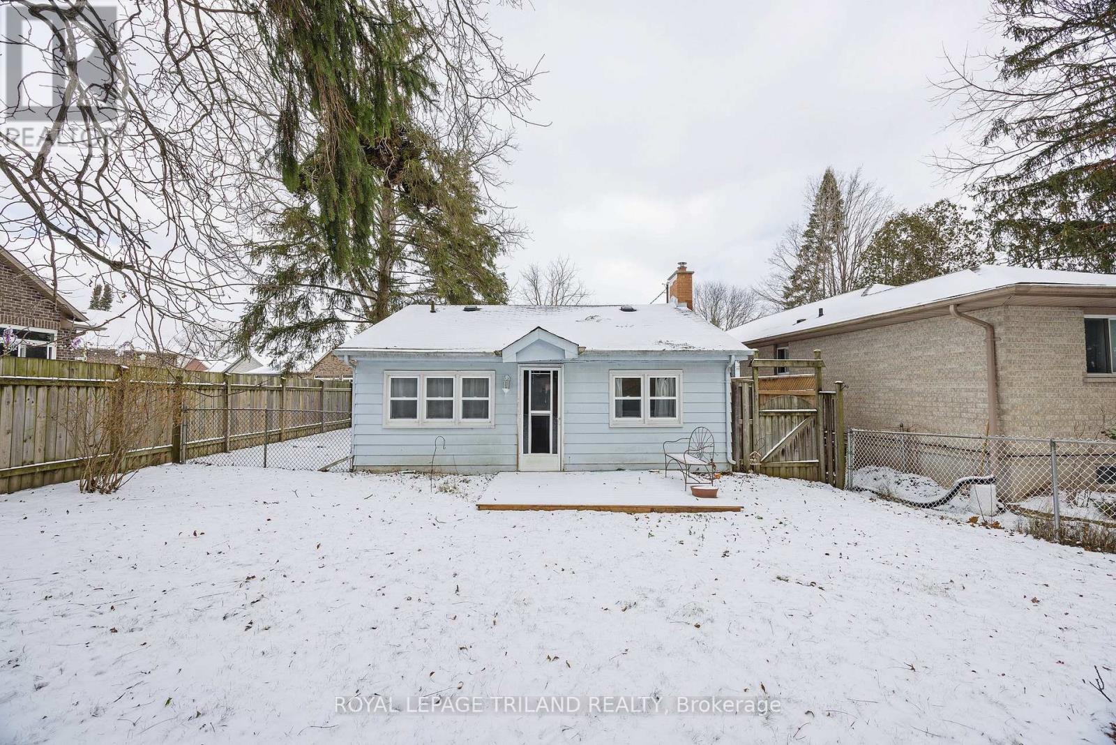 136 St George Street, Central Elgin, Ontario N5P 2M1 - Photo 26 - X12603950