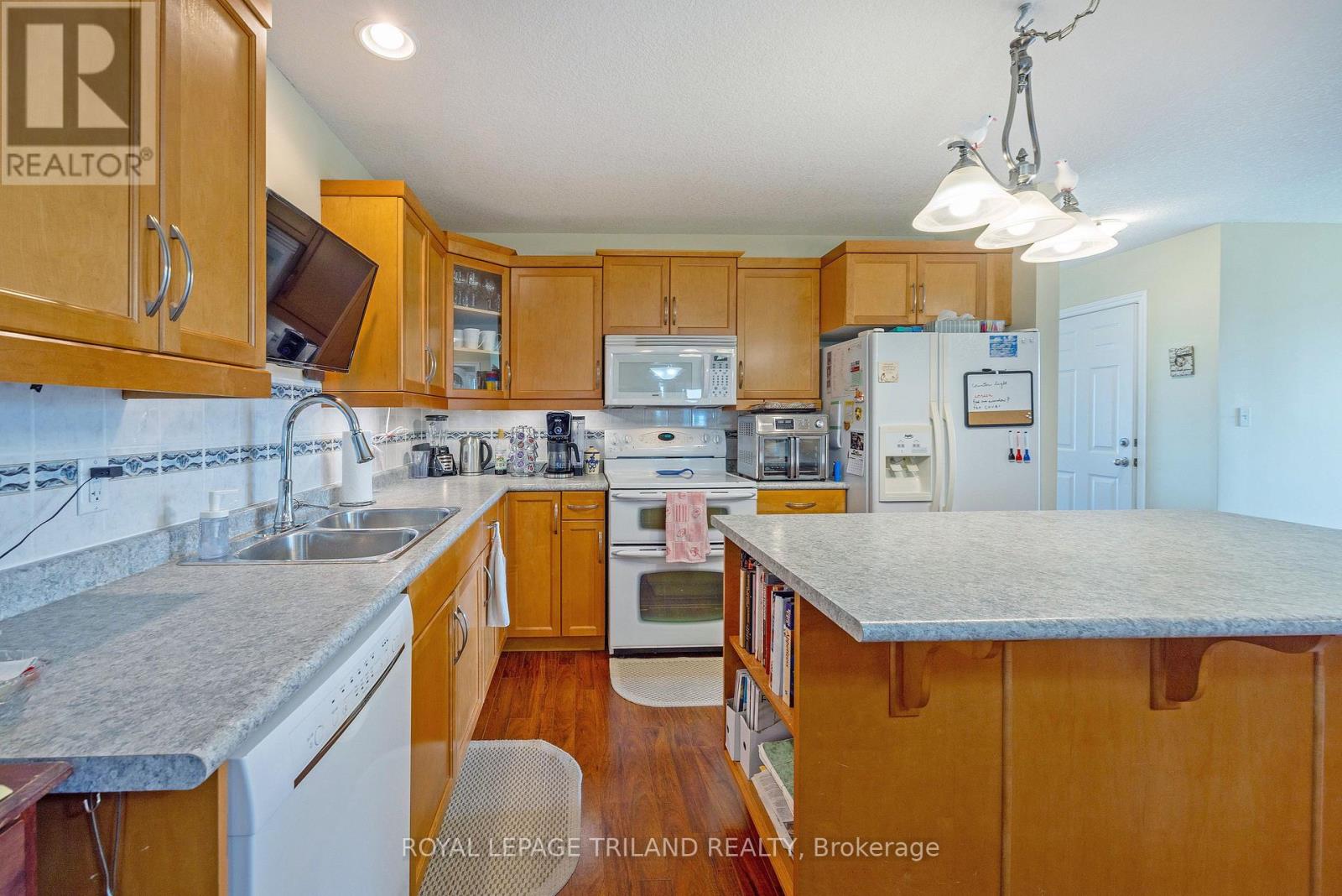 18 Coleman Court, St. Thomas, Ontario N5R 0A5 - Photo 10 - X12609238