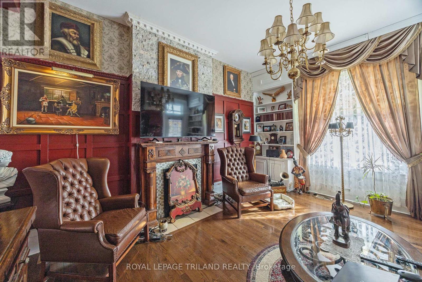 81 Wellington Street, St. Thomas, Ontario N5R 2P9 - Photo 24 - X12903612