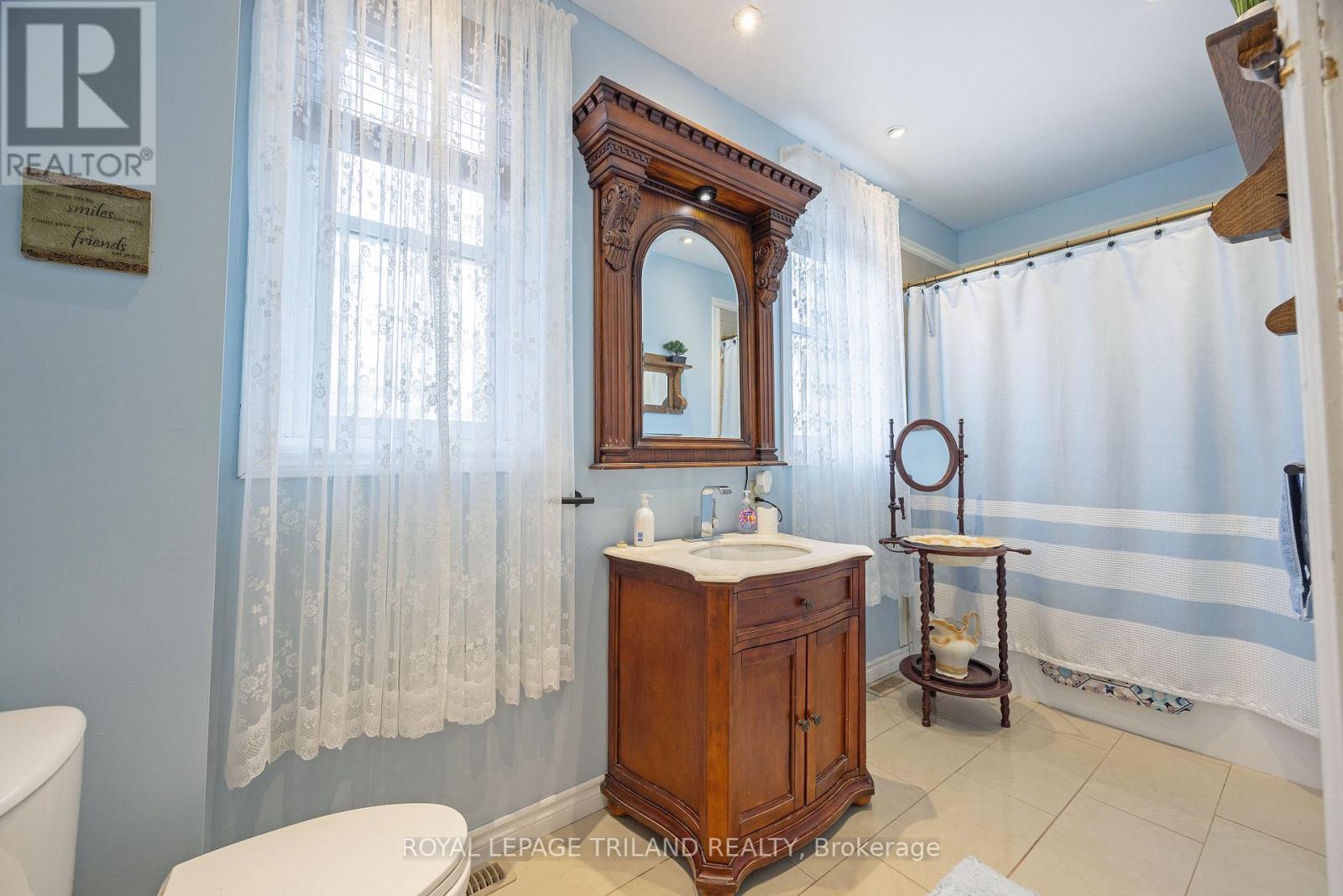 81 Wellington Street, St. Thomas, Ontario N5R 2P9 - Photo 35 - X12903612