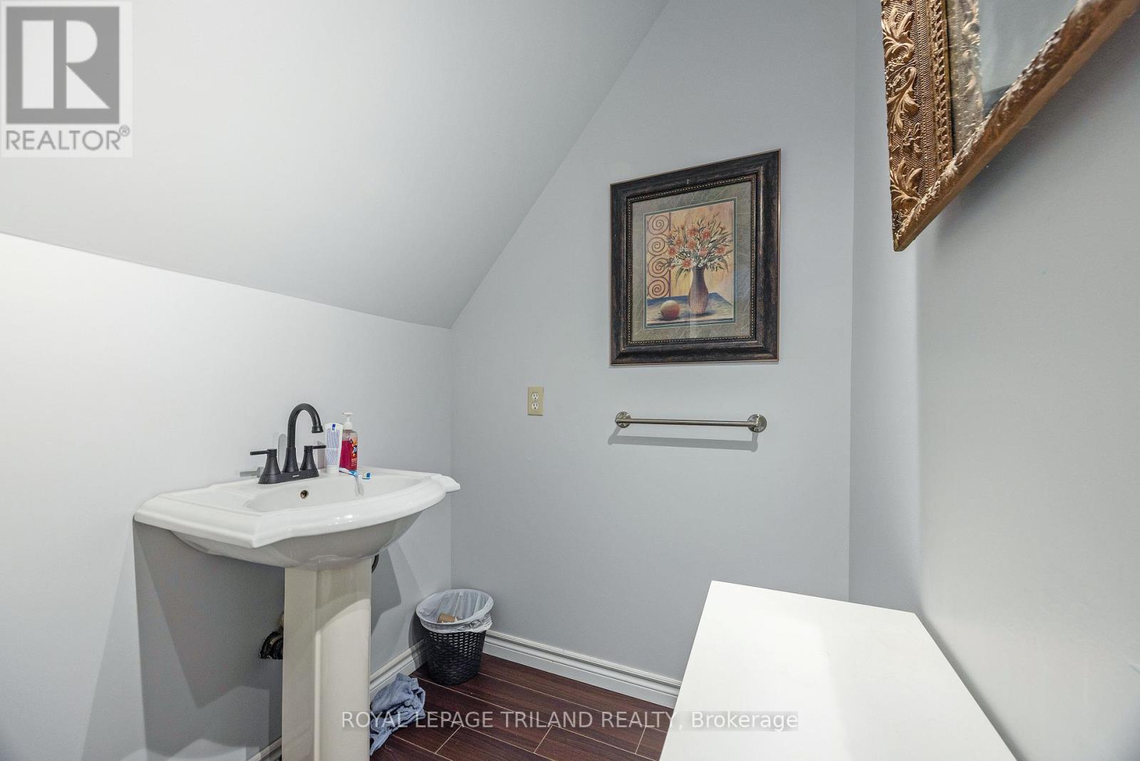 81 Wellington Street, St. Thomas, Ontario N5R 2P9 - Photo 43 - X12903612