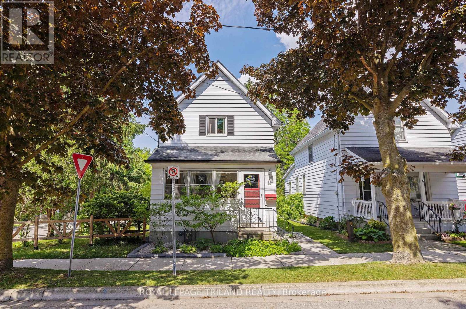 29 Oliver Street, St. Thomas, Ontario N5R 3X3 - Photo 1 - X13413300