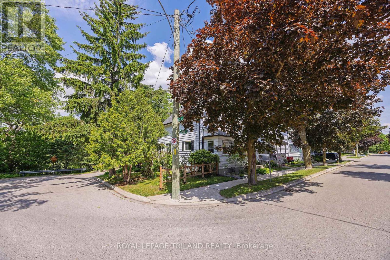 29 Oliver Street, St. Thomas, Ontario N5R 3X3 - Photo 3 - X13413300