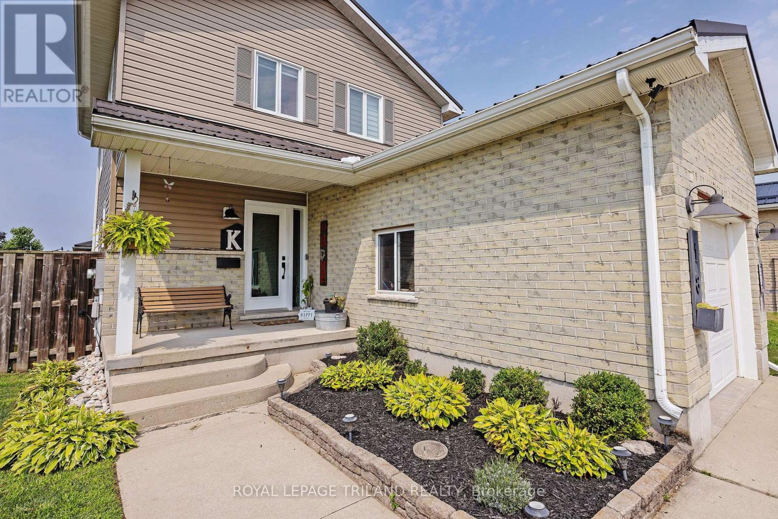 18 Tara Court, Aylmer, Ontario N5H 0A1 - Photo 3 - X13854136